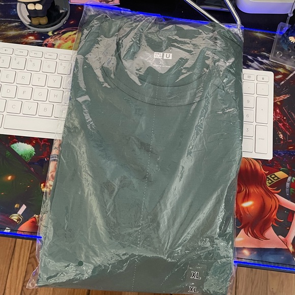 Crew Neck Short-Sleeve T-Shirt - Picture 2 of 2